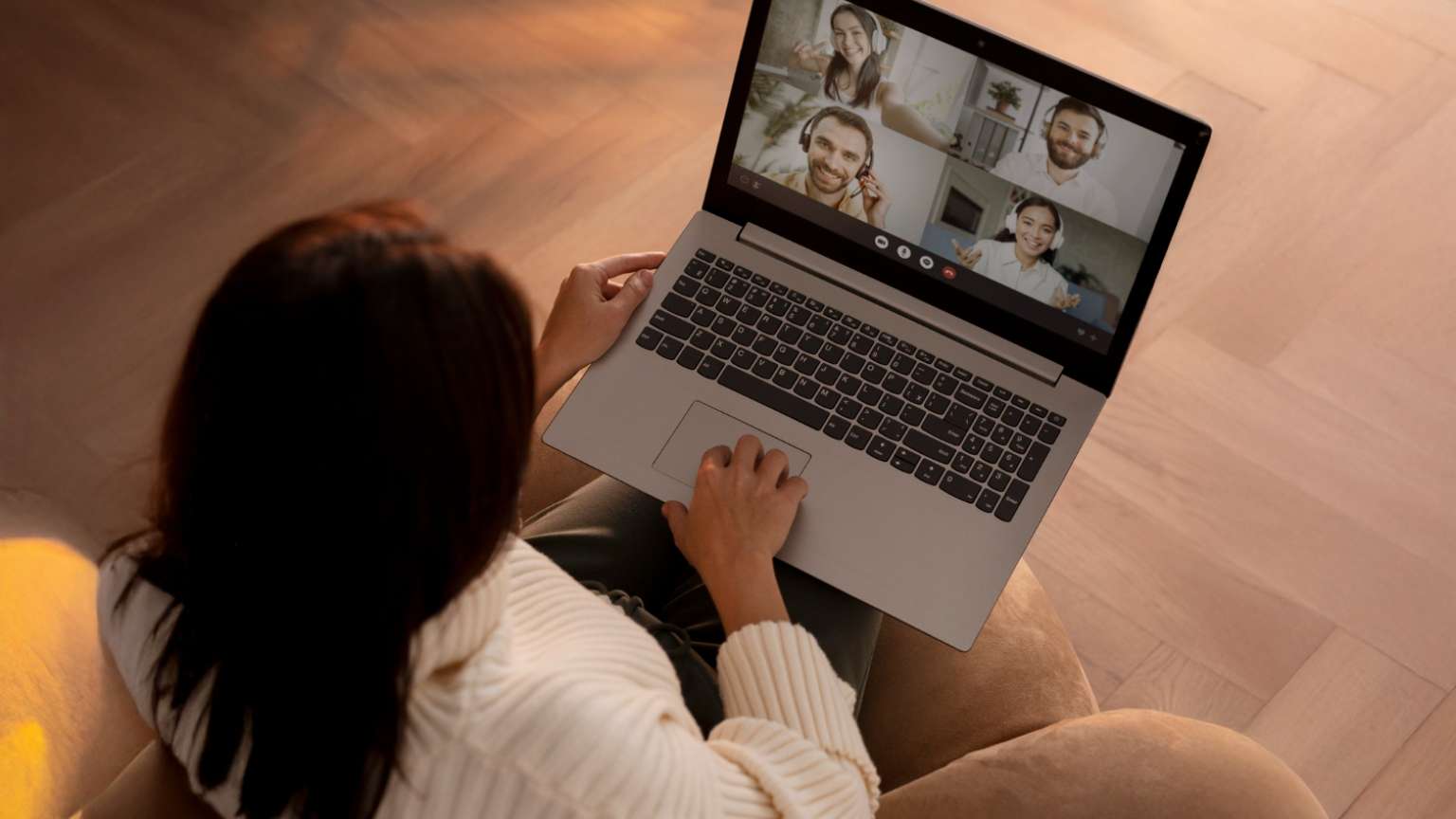 International students learning English online in a small, supportive group setting focused on conversation and confidence